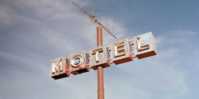 5G核心网网络切片：如何像分配服务器资源一样，为千行百业打造定制化虚拟网络