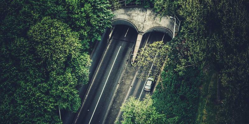 QUIC协议革命：如何利用UDP实现下一代Web应用的高速、可靠传输