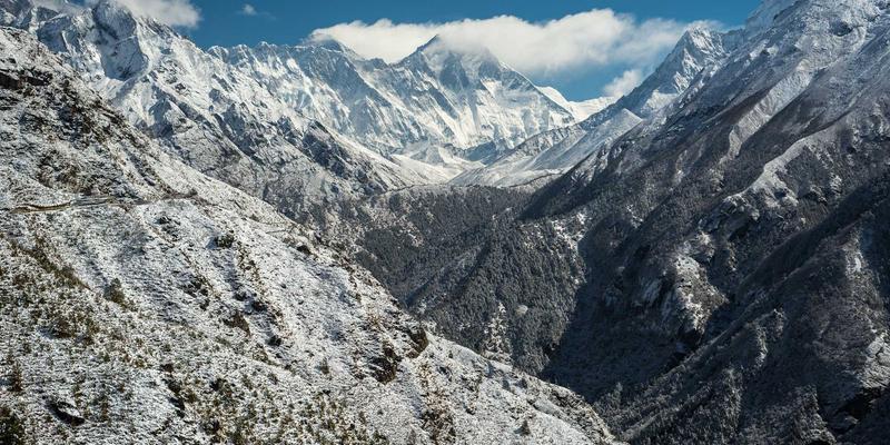 下一代防火墙技术解析：Linux后端开发者的网络安全实战指南